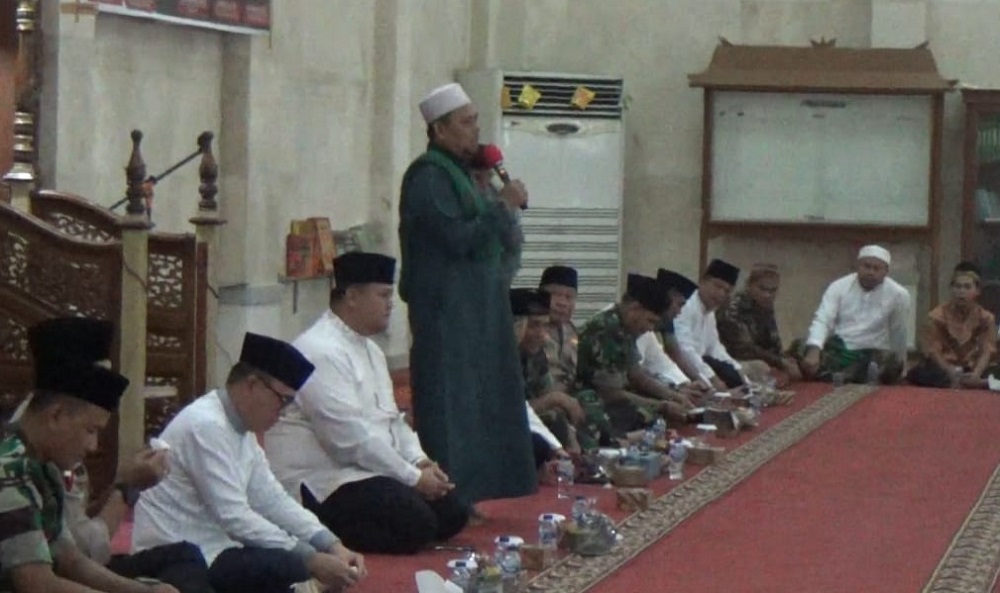 Pj Bupati Banyuasin Hani Syopiar Rustam Hadiri Peringatan Isra’ Mi'raj Nabi Muhammad SAW di Masjid Al-Amir
