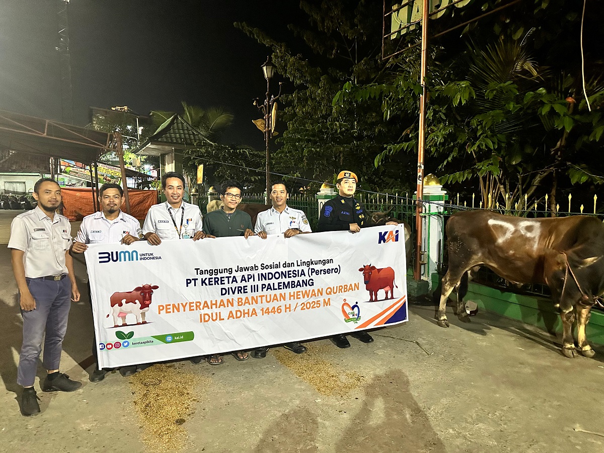 Idul Adha, 30 Ekor Sapi Disumbang KAI Divre III Palembang Di Wilayah Operasional