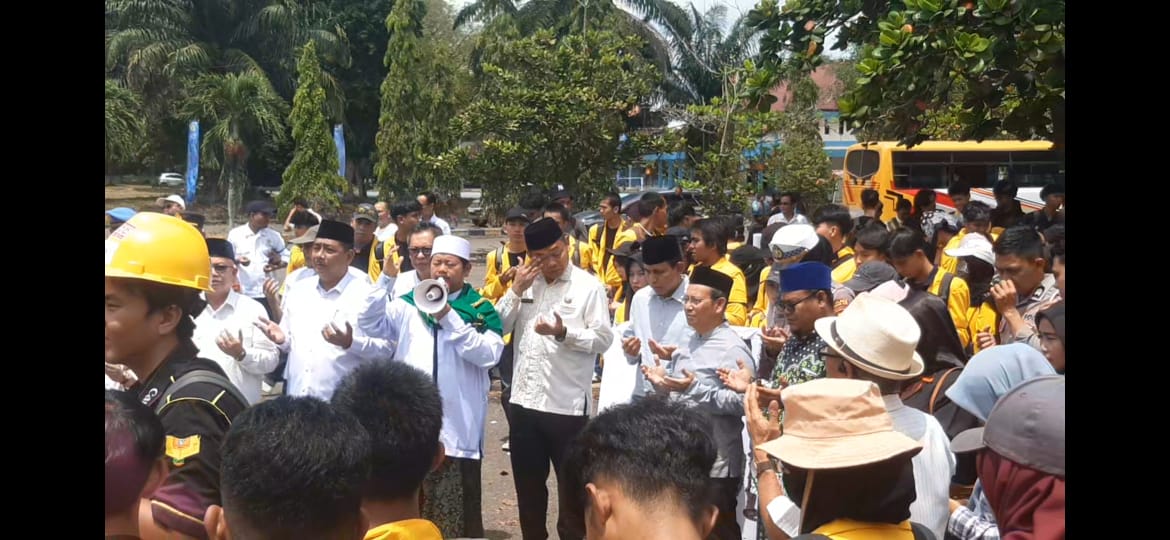 Polres Ogan Ilir Gelar Sholat Ghaib, Doa Bersama dan Lepas Mahasiswa ke DPRD Sumsel