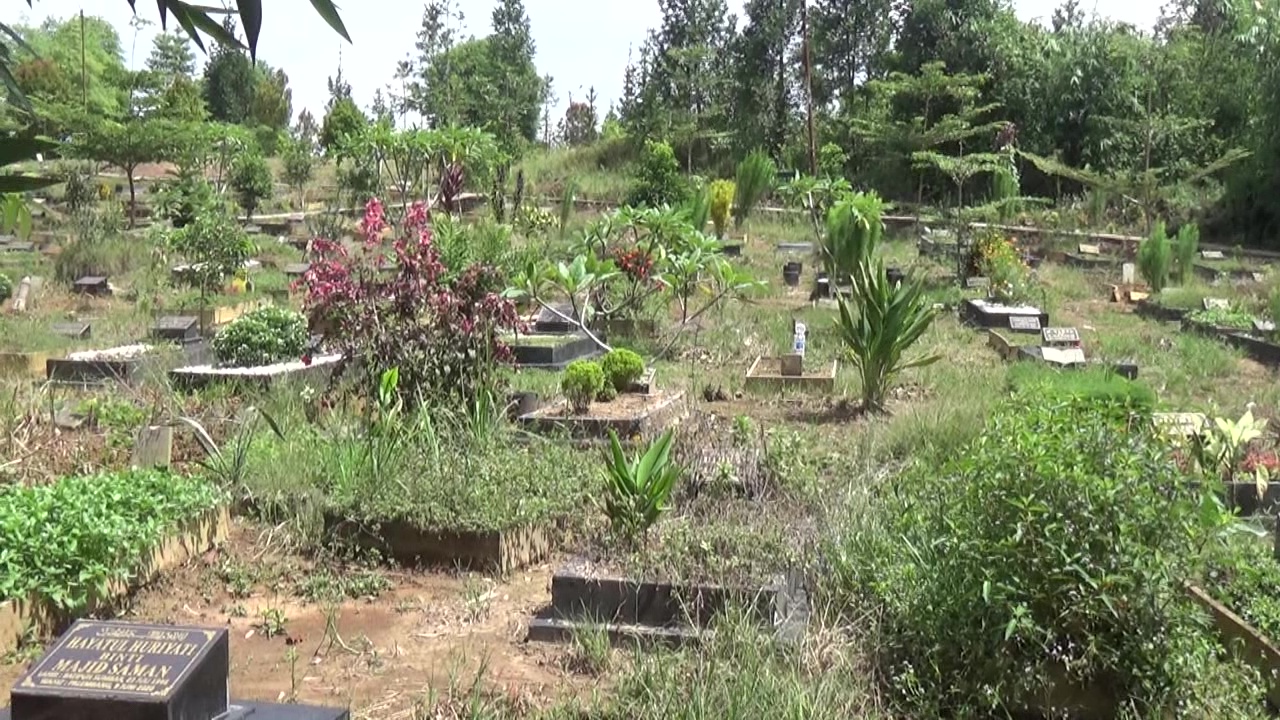 Video: Pemakaman COVID-19 di Gandus Aman dari Gusuran