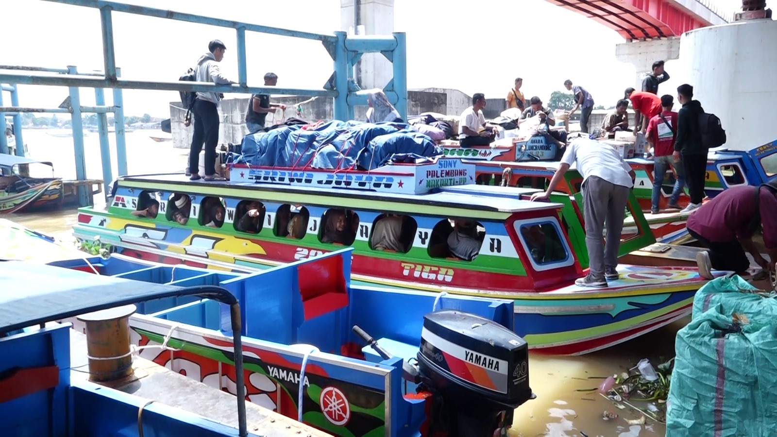 Arus Mudik Lebaran, Dermaga 16 Ilir Dipadati Penumpang