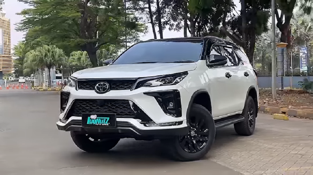 Liburan Makin Nyaman! Ini 4 Mobil Sewa Terbaik untuk Long Weekend Keluarga