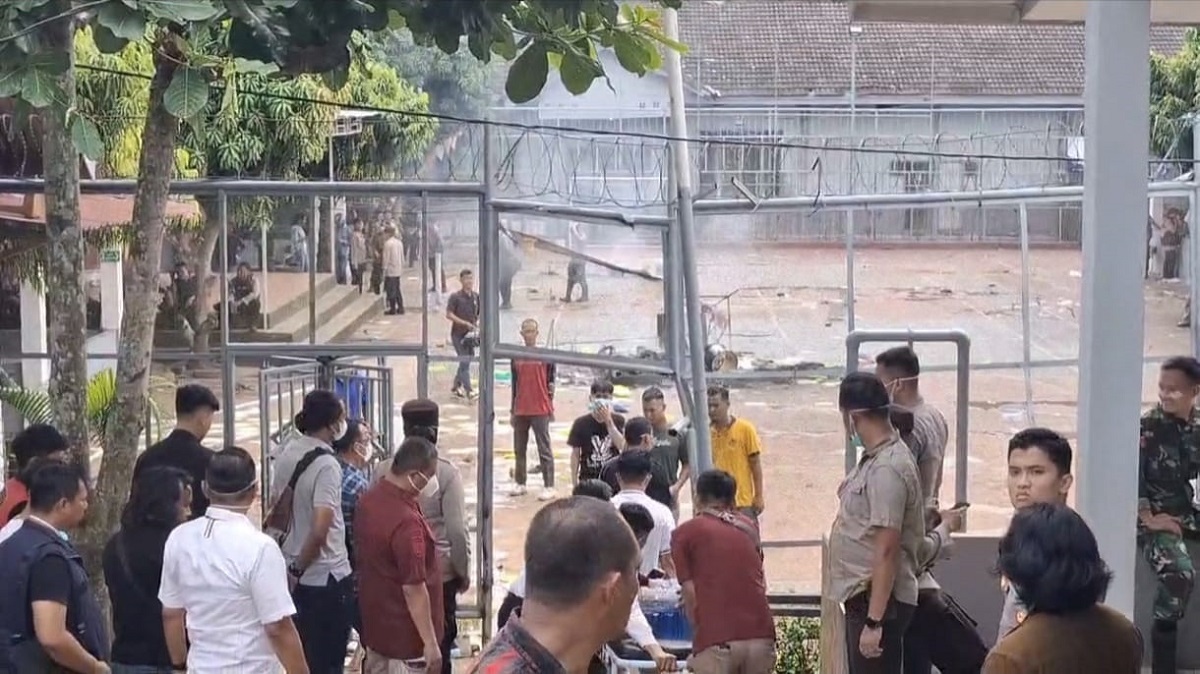 Pasca Kerusuhan Blok-blok Tahanan Hancur, Lapas Muara Beliti Dijaga Ketat!