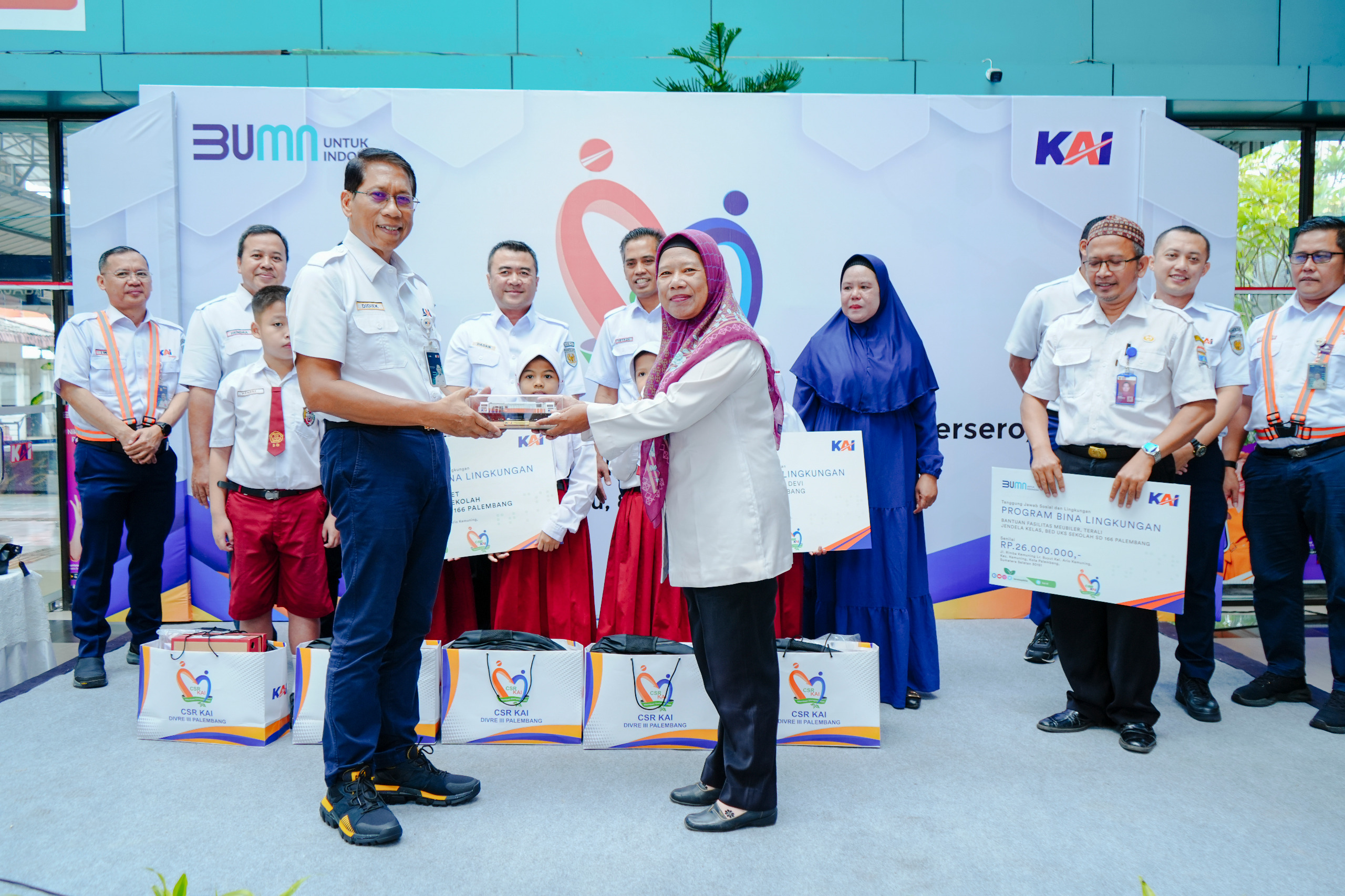 Semester I, KAI Salurkan program TJSL Sebesar 2,154 Milyar
