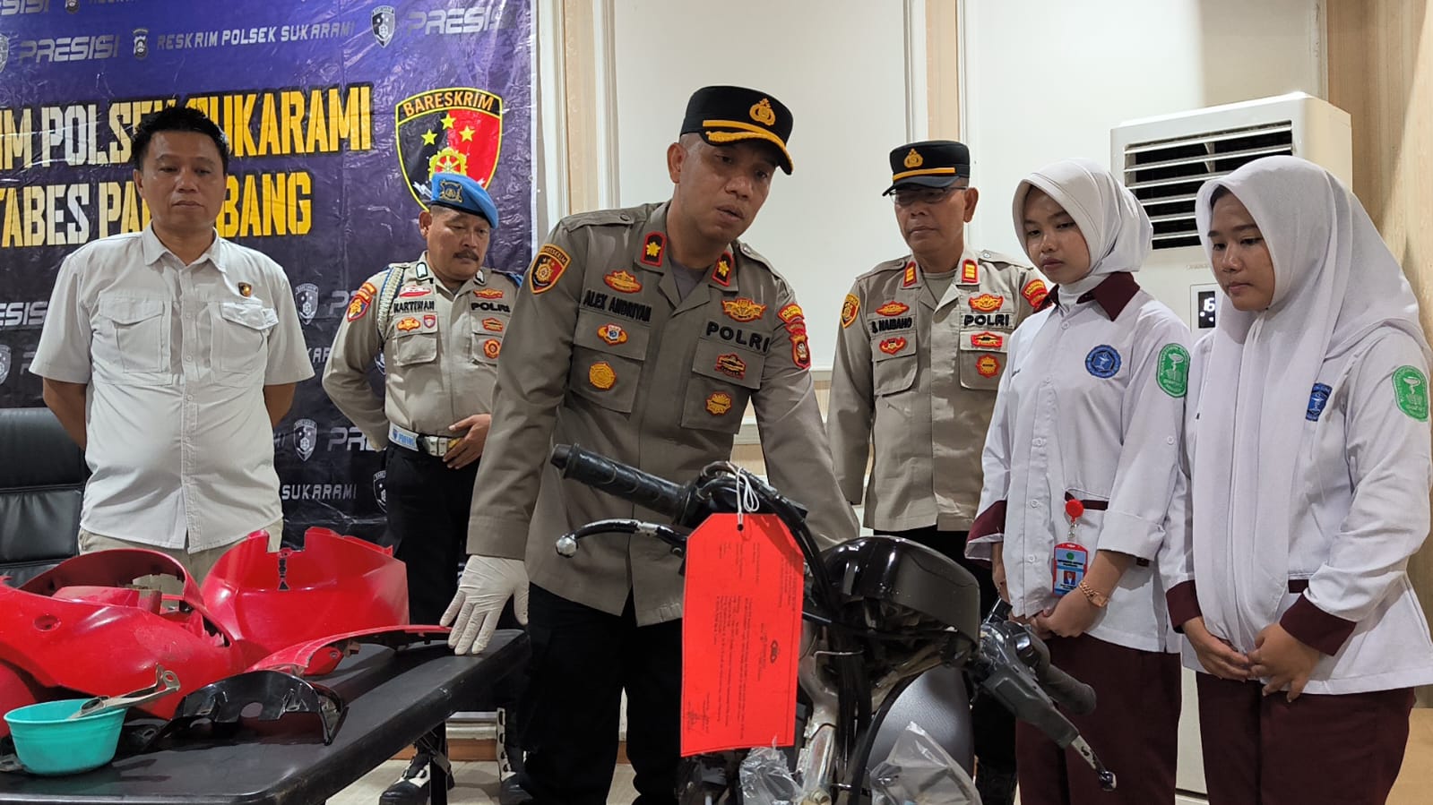 Kurang dari 24 Jam, Polsek Sukarami Ungkap Kasus Pembobolan Rumah Mahasiswi