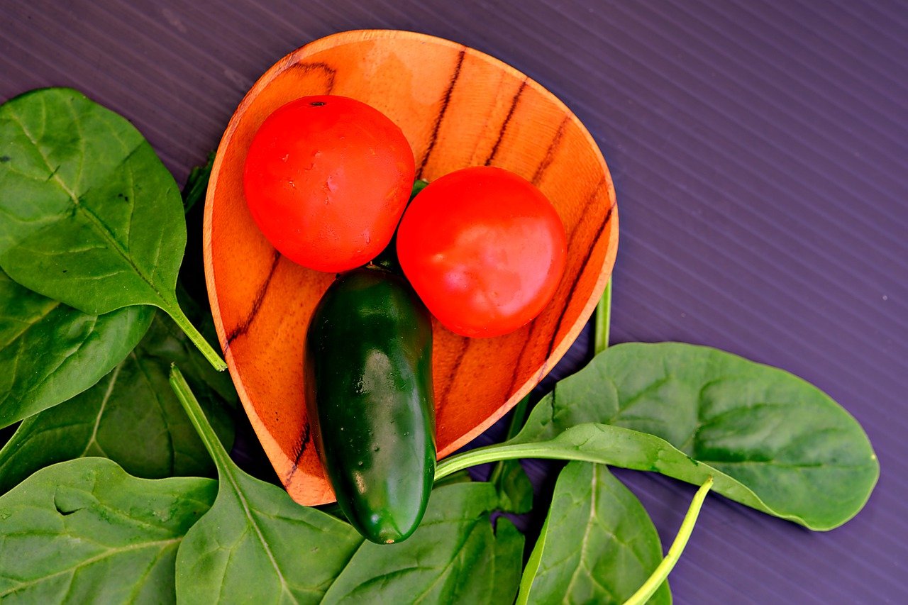 Resep Cara Masak Tumis Bayam Tomat, Baik untuk Kesehatan