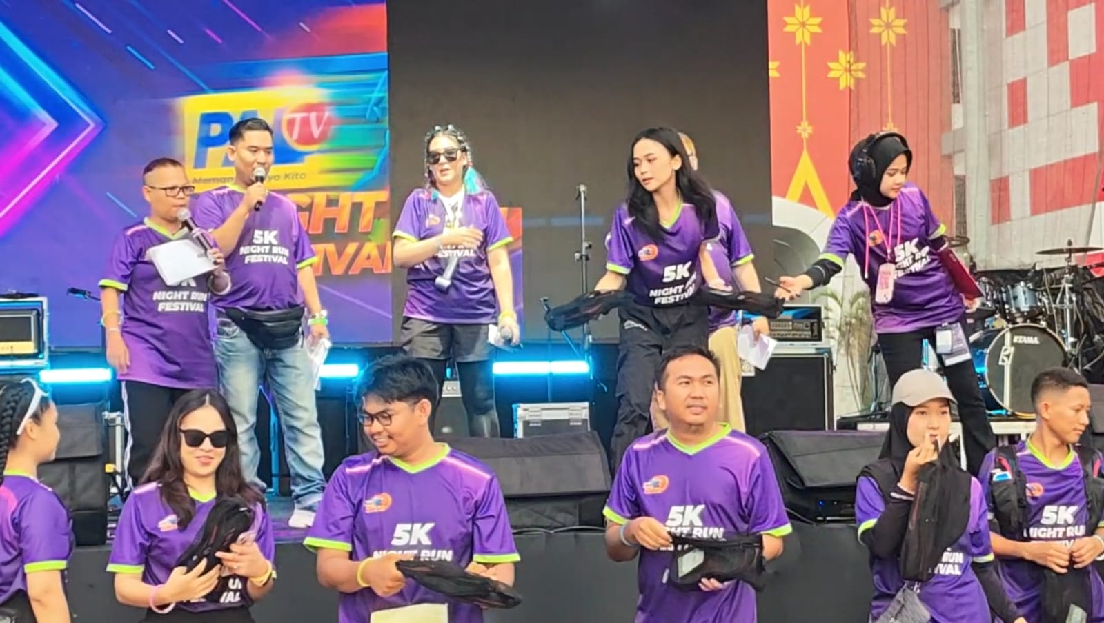Beragam Peserta Ramaikan PALTV Night Run Festival 2025 di Jakabaring