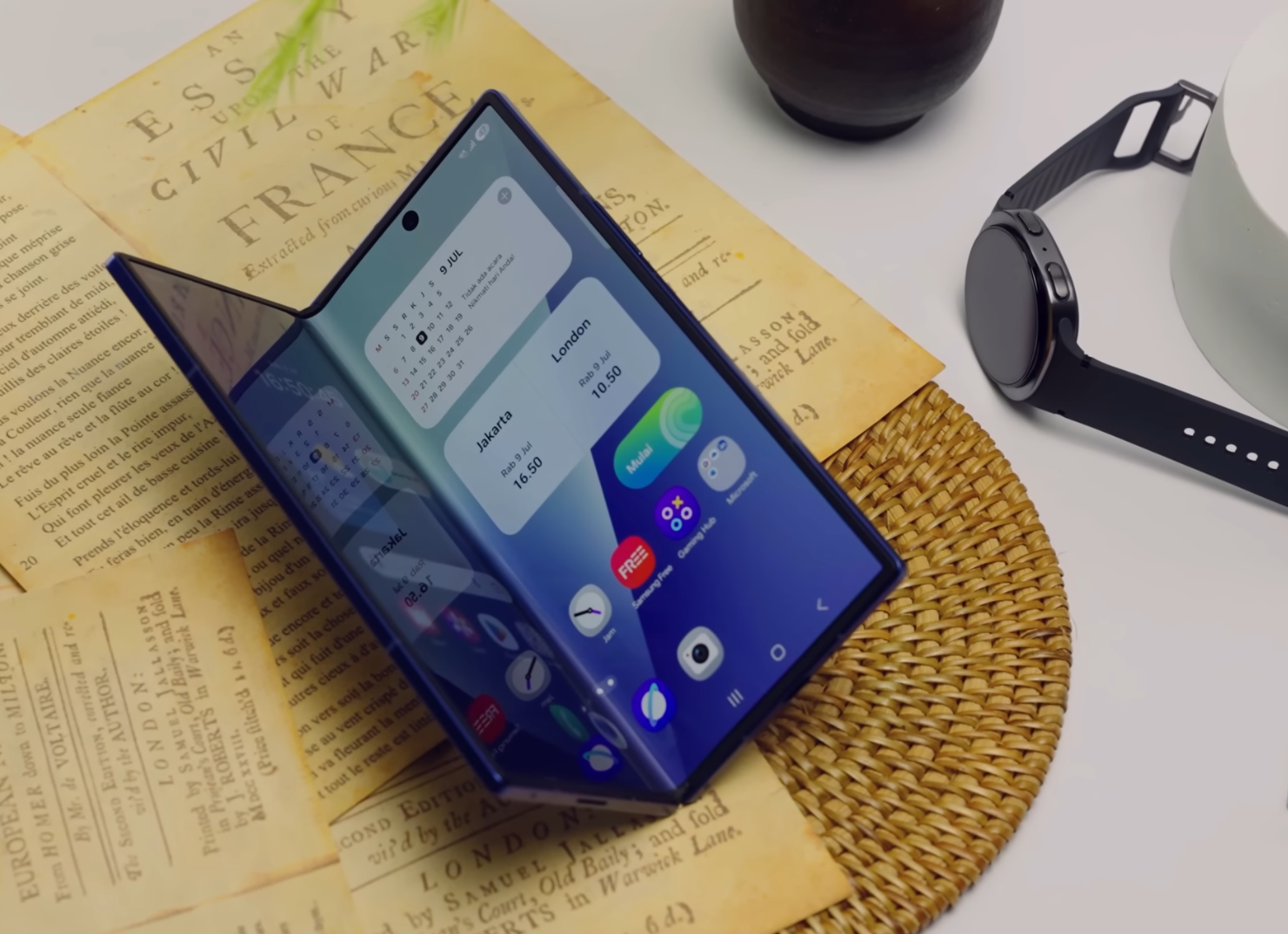 Bukan Sekadar Lipat! Galaxy Z Fold7 Punya Bobot Super Ringan yang Bikin Kaget!