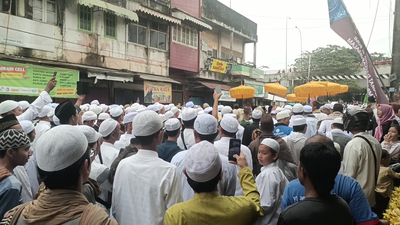 Puncak Ziarah Kubro Dihadiri Ribuan Umat Islam Palembang
