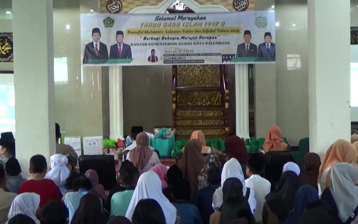 Rayakan Lebaran Yatim, Kemenag Kota Palembang Bagikan 1.800 Paket Santunan