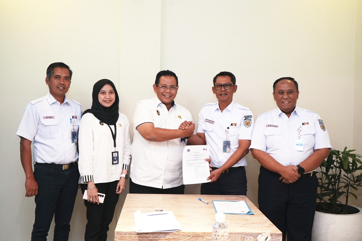 KAI Divre III Dan KSOP Kelas I Palembang, Mendatangani Kerja Sama Penggunaan Perairan Terminal Untuk Kepenting