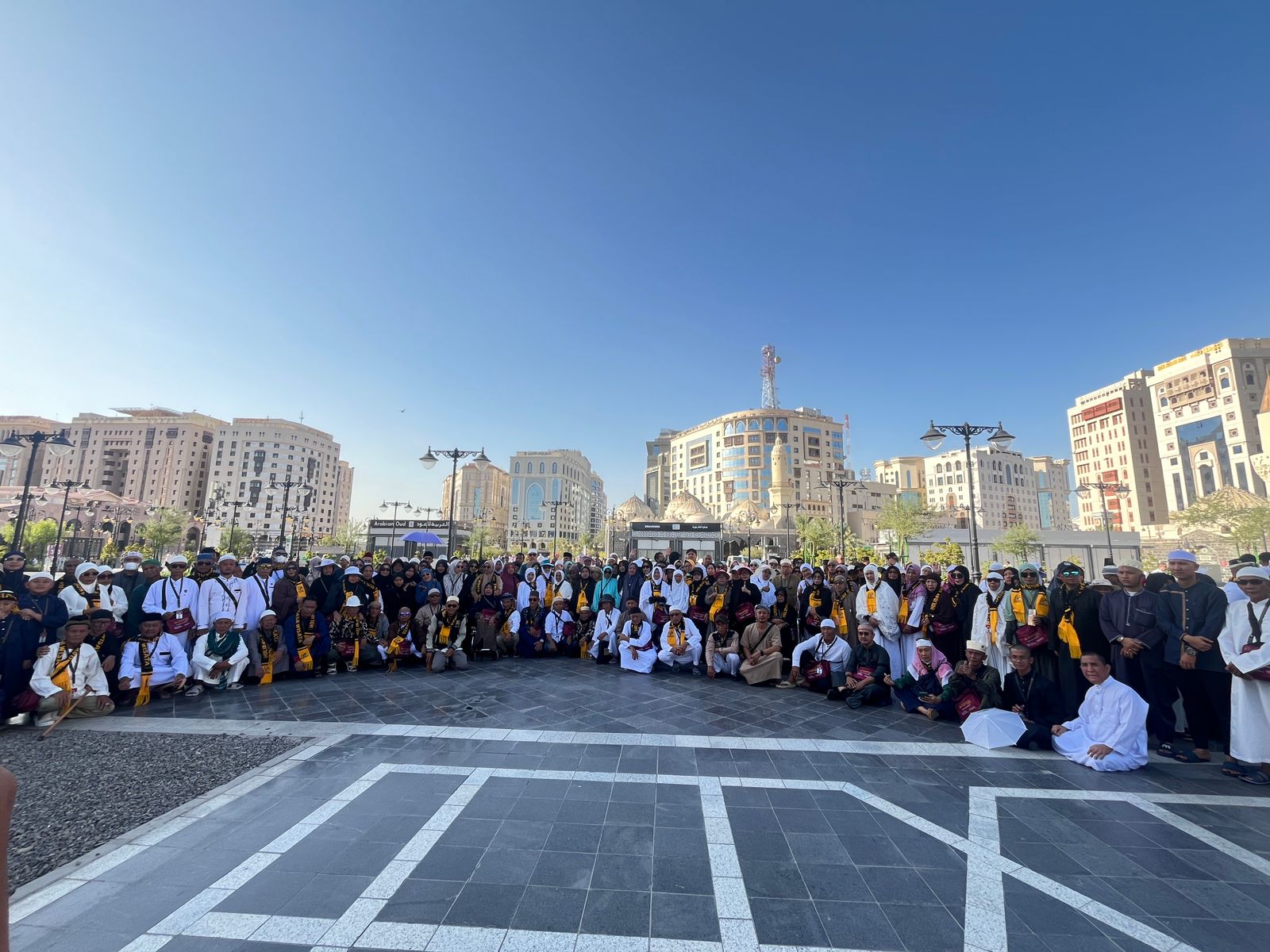 433 Jemaah Umrah Holiday Angkasa Wisata Laksanakan Ziarah Dalam di Kawasan Masjid Nabawi Madinah