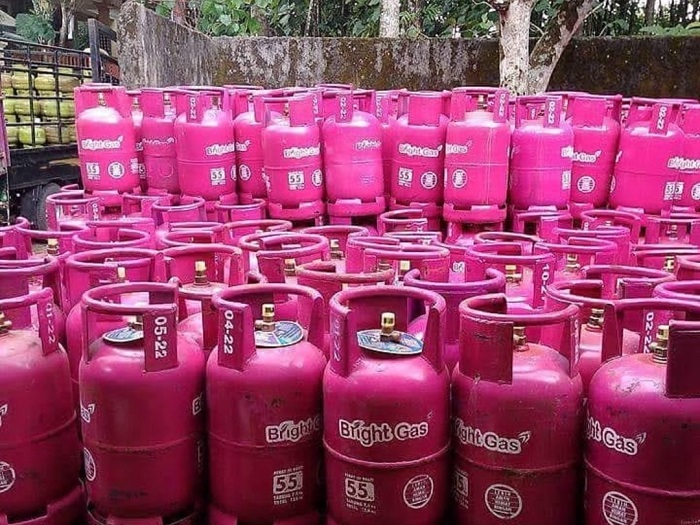 Meskipun Harga Gas Tabung Pink dan Biru Turun, Masyarakat Tak Antusias