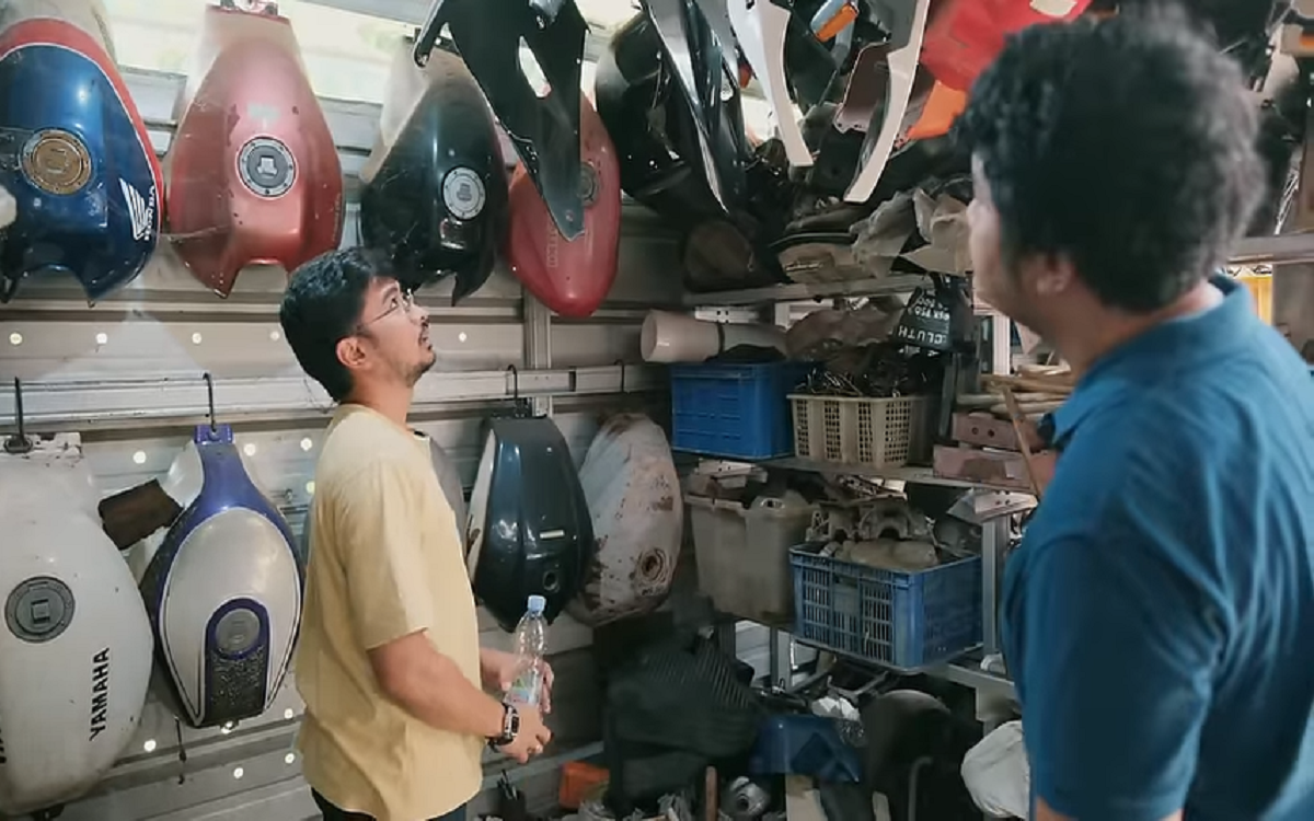 Berburu Sparepart Bekas Kendaraan! Super Lengkap Sampai Sparepart Motor Mewahpun Ada di Sini