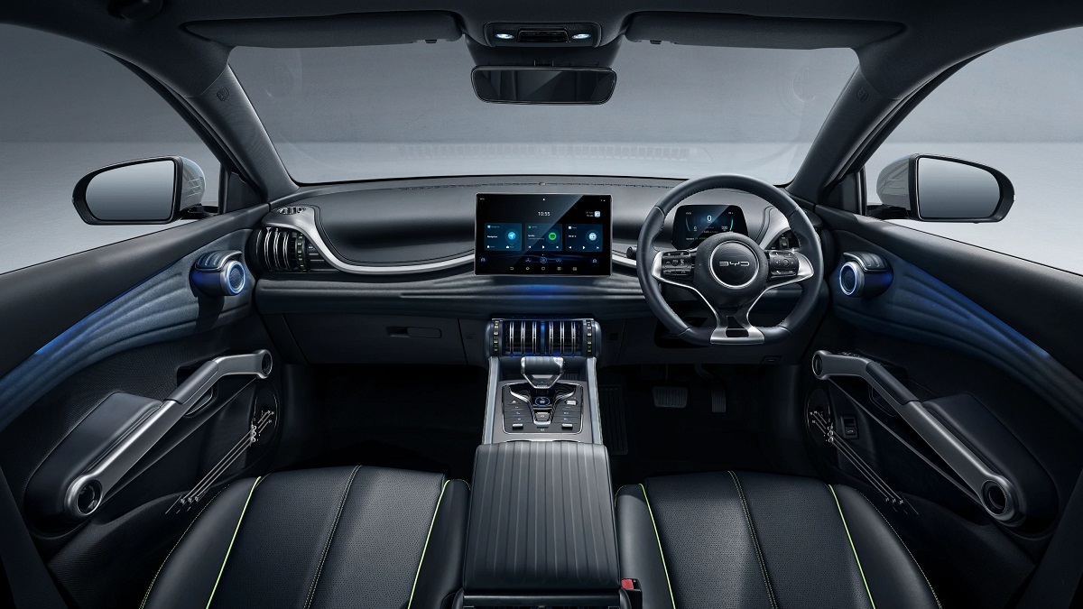 BYD Atto 3 Advanced STD vs Advanced Plus, Mana yang Lebih Menarik?