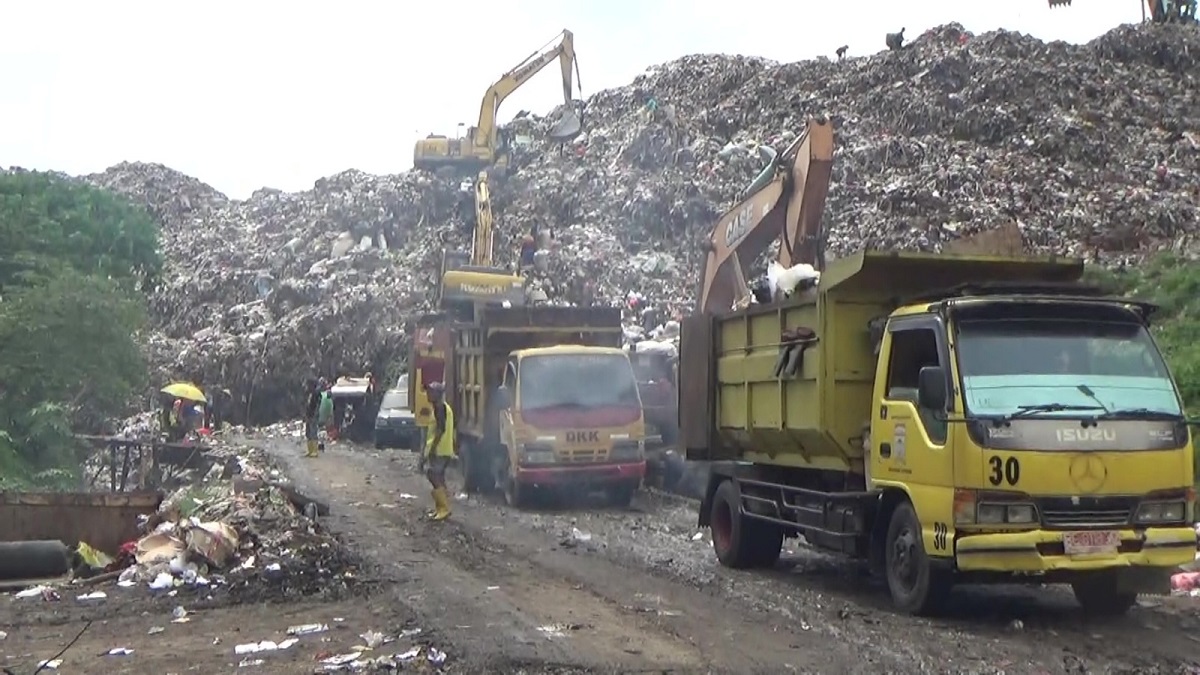  Jumlah Armada Pengangkut Sampah Palembang Jauh Dari Kata Ideal