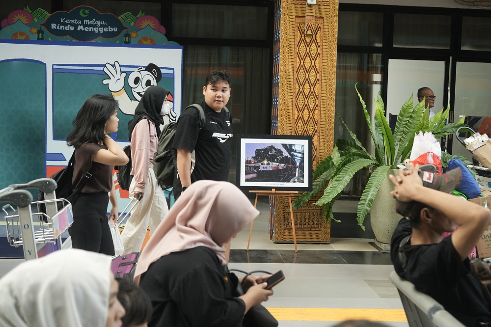Momen HUT ke-80 KAI, Penumpang KA  Melonjak Hingga 15 Persen