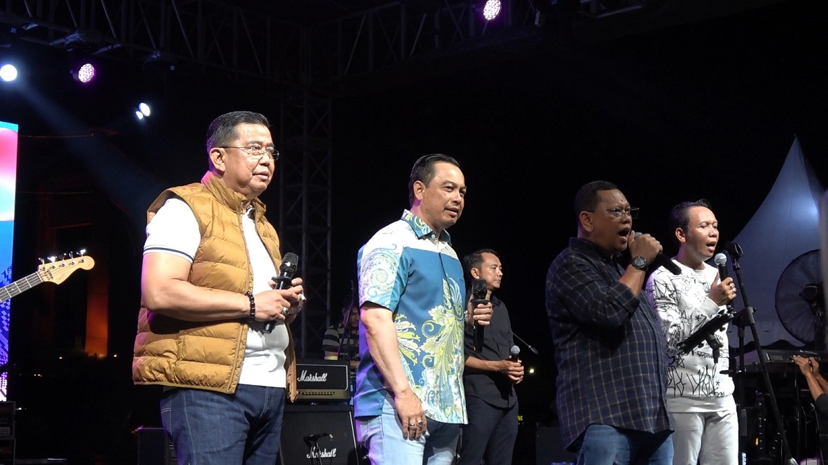  Hingar Bingar dan Serunya Malam Penutupan Festival Band Competition 2024 di BKB