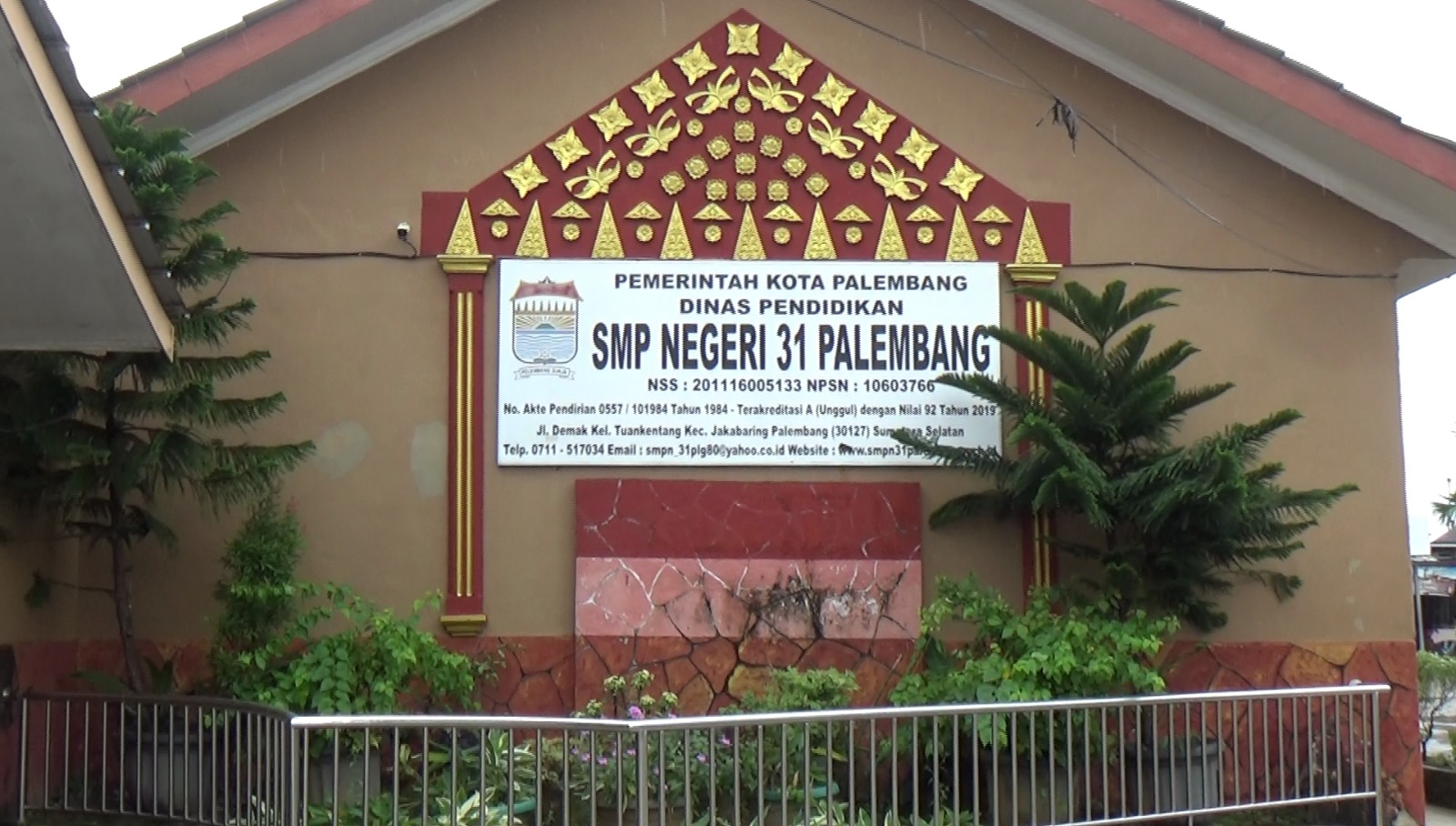 Dugaan Keracunan MBG di SMPN 31 Palembang Dilaporkan ke Polisi