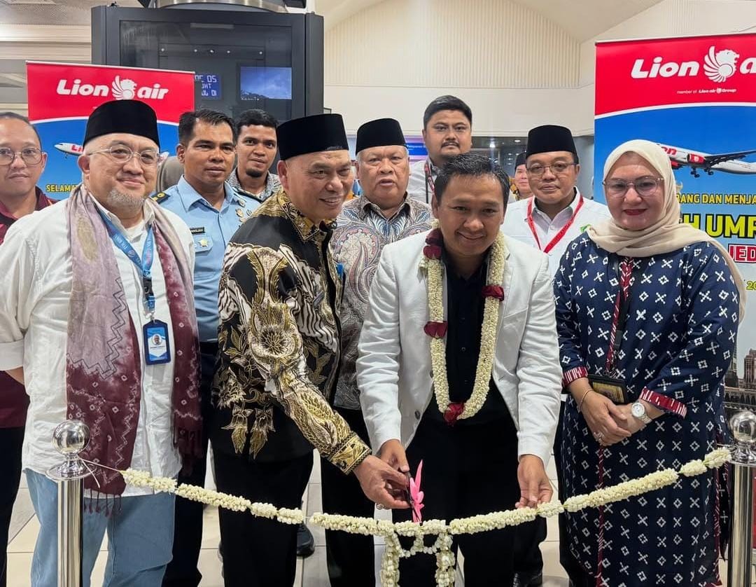 Holiday Angkasa Wisata Lepas Perdana 433 Jemaah Umroh Charter Pesawat Langsung Palembang-Jeddah