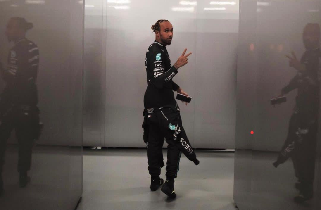 Lewis Hamilton Menegaskan Tidak Pernah Mendekati Christian Horner Untuk Kursi Red Bull 2024