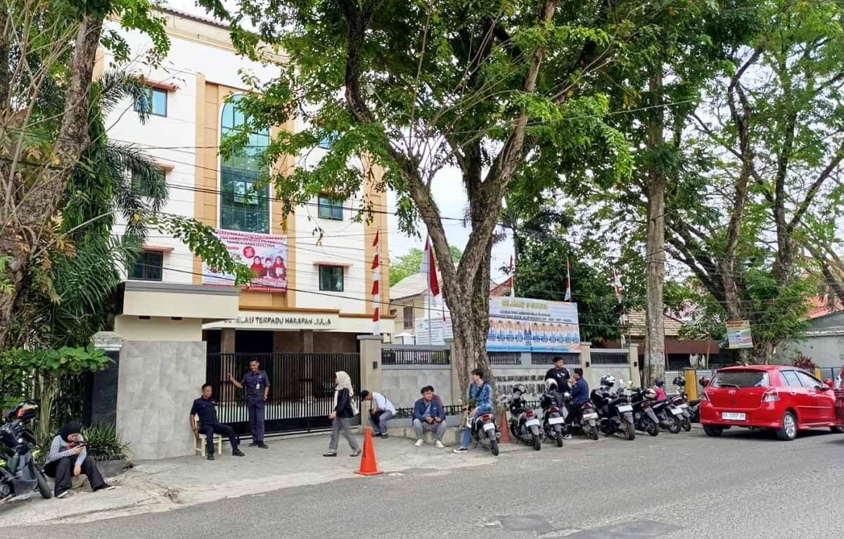 Ini Kata Ayah Murid SD di Palembang yang Tewas Tersengat Listrik Tiang Bendera