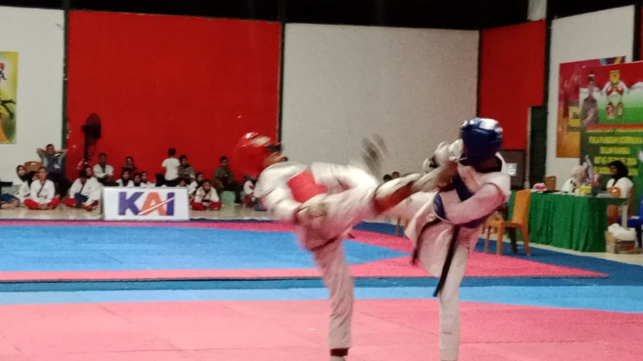 Atlet Banyuasin Juara Kyorugi Junior U-59 Putra Turnamen Taekwondo Piala Pangdam II Sriwijaya