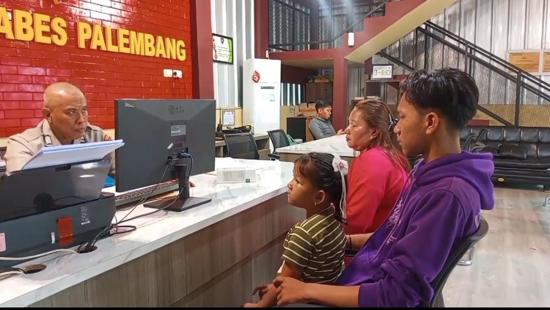 Nahas!! Belanja di Pasar 16 Ilir, Pemuda Ini Jadi Korban Copet! HP Dirampas Saat Parkir Motor