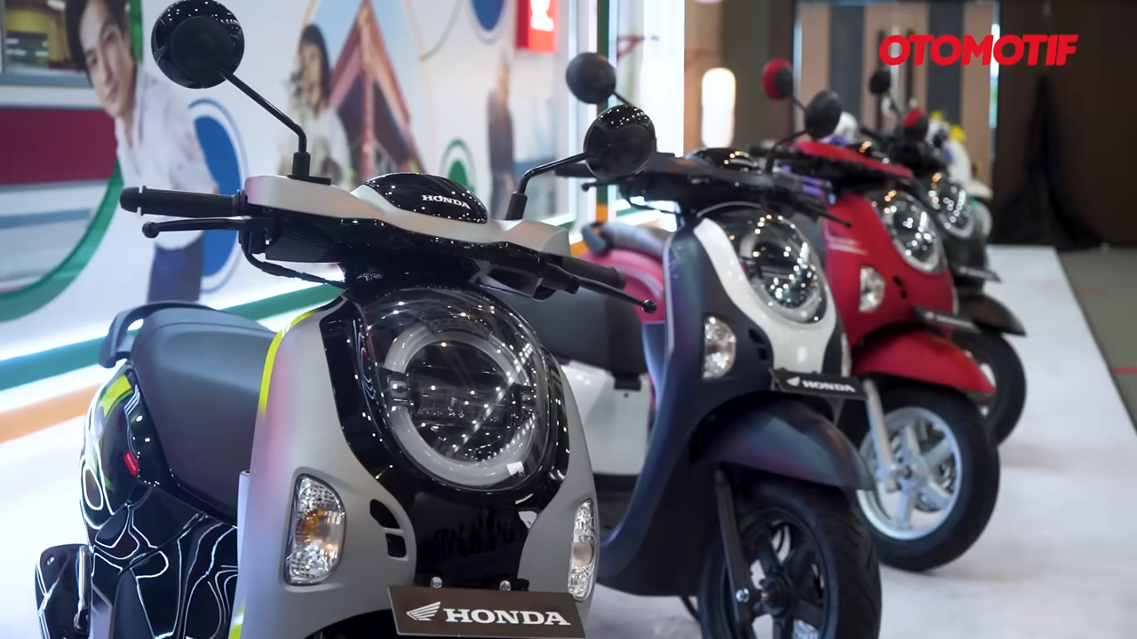 Mengenal Honda Scoopy 2025: Perbedaan Varian dan Spesifikasi Lengkap