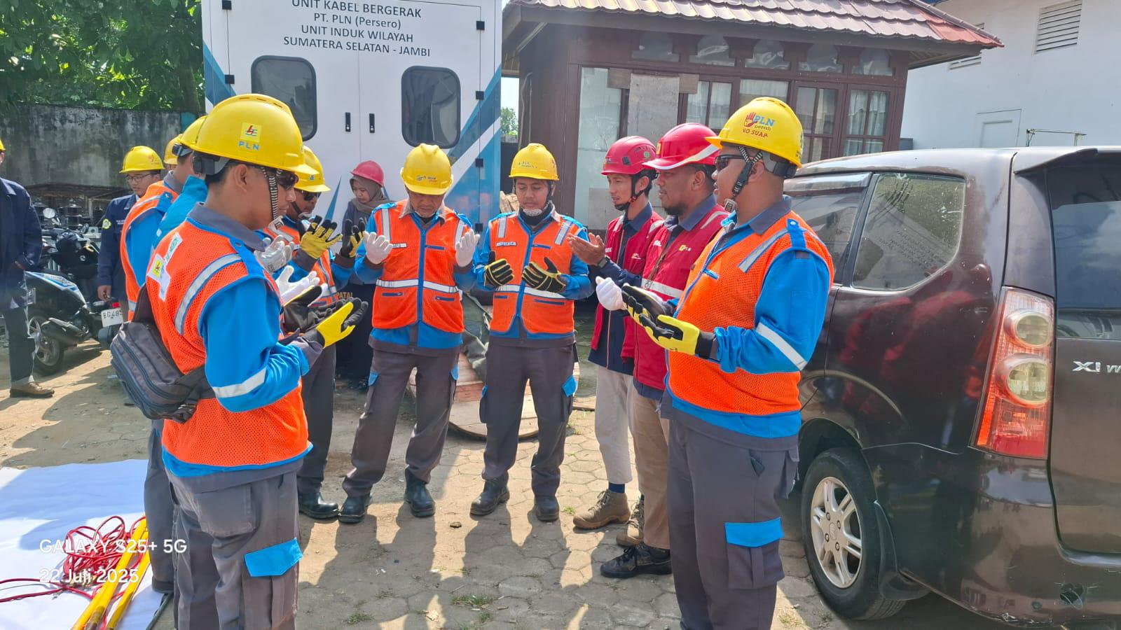 PLN Tingkatkan Kompetensi Petugas Lewat Program Kampus Yantek, Wujudkan Layanan Profesional Berbasis K3