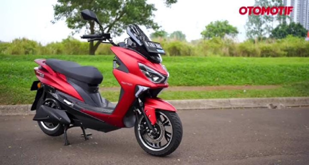 Teknologi Fast Charging di Motor Listrik Polytron: Solusi Cerdas untuk Mobilitas Modern