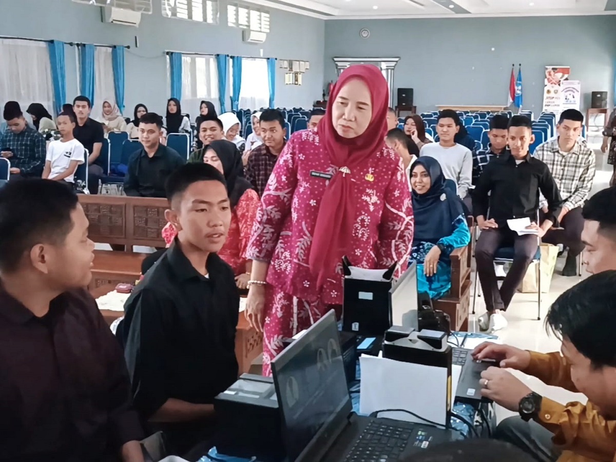  Jelang Pemilu, Disdukcapil Lakukan Perekaman E-KTP di 50 Sekolah Palembang