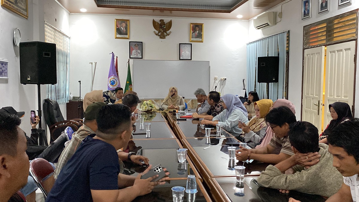 Pedagang Pasar Tradisional Maju Bersama Keluhkan Penurunan Omzet Akibat Pembangunan Tembok 