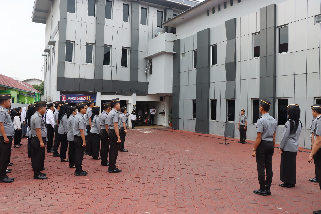 Kemenkum Sumsel Tekankan Pentingnya Disiplin dalam Apel Pagi Pegawai