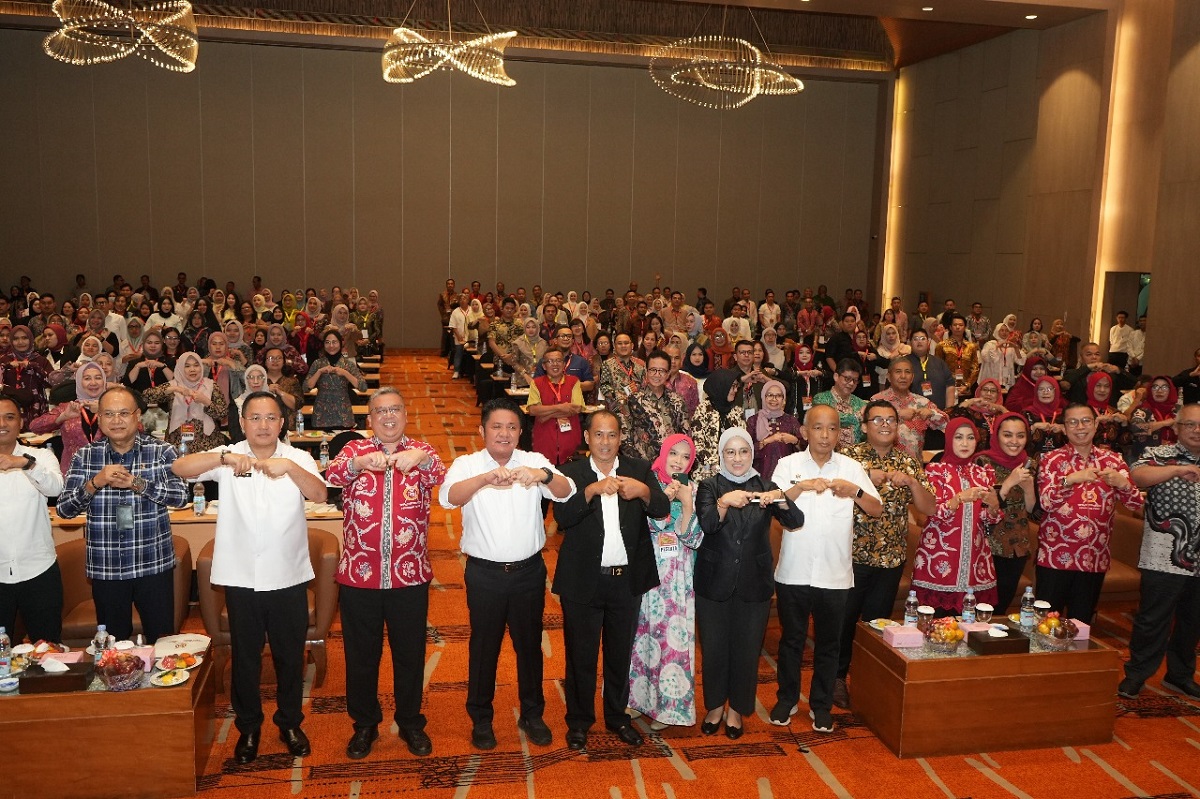 Dukung Penuh Profesionalisme Notaris, Kemenkum Sumsel Gelar Konferwil dan Upgrading INI Sumsel 2025