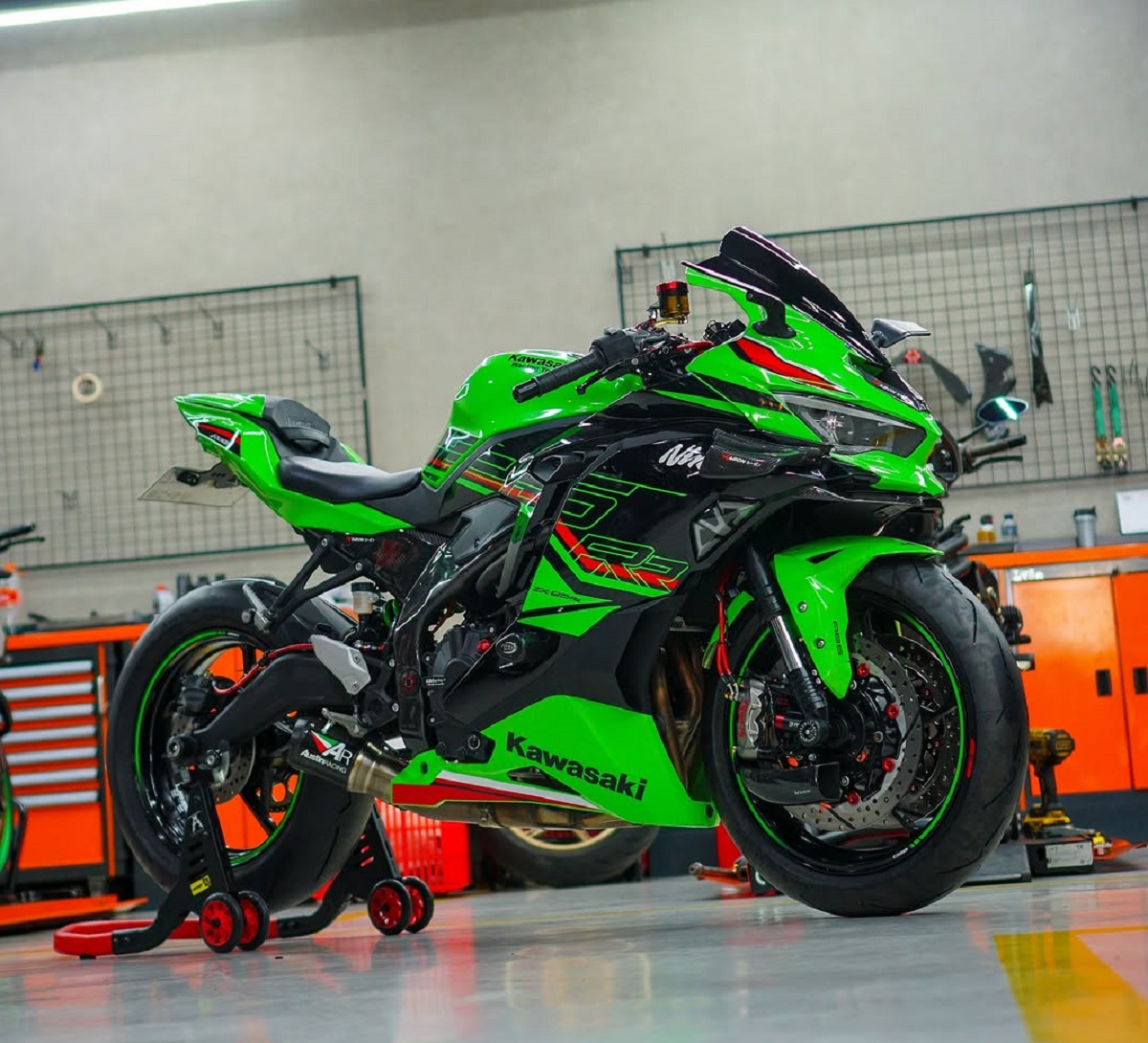 7 Kekurangan Ninja ZX-25R, Si Gahar Empat Silinder yang Tak Luput dari Cela