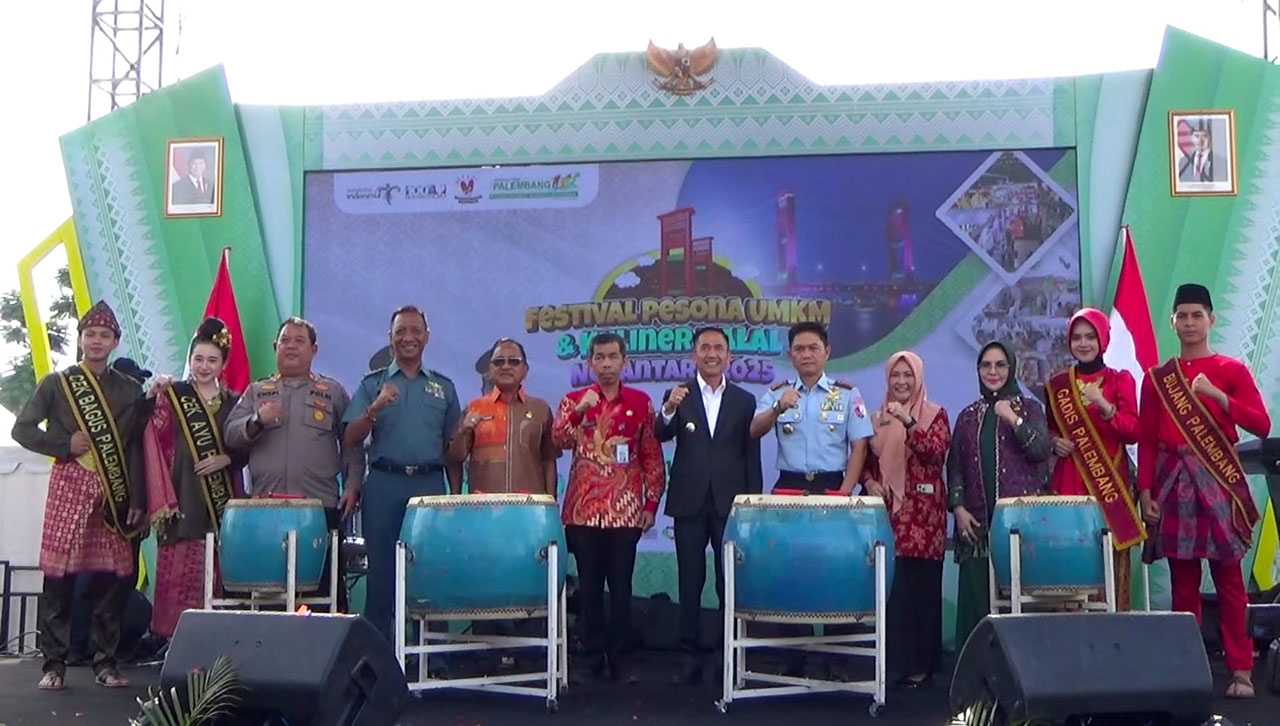 Walikota Ratu Dewa Buka Festival Pesona UMKM dan Kuliner Halal Nusantara Semarakkan HUT Palembang