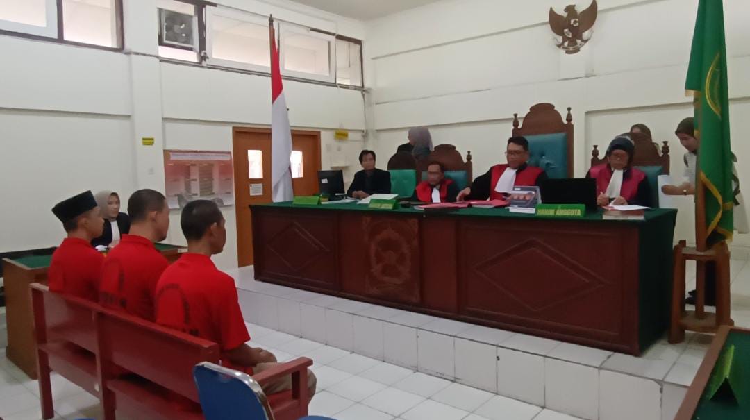 3 Terdakwa Penilep Rp99,5 Juta Uang Nasabah Milik CEO Holiday Angkasa Wisata Jalani Sidang