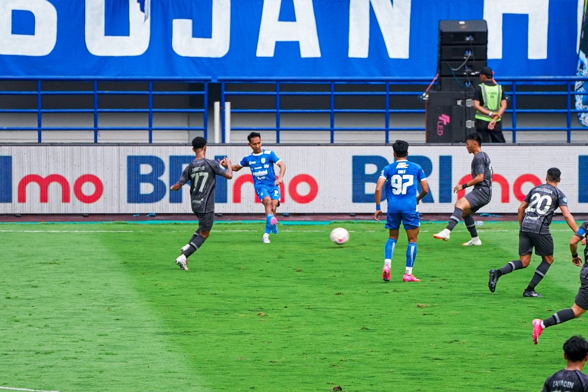 Kompetisi BRI Liga 1 2024/2025 Resmi Berakhir, Persib Bandung Juara
