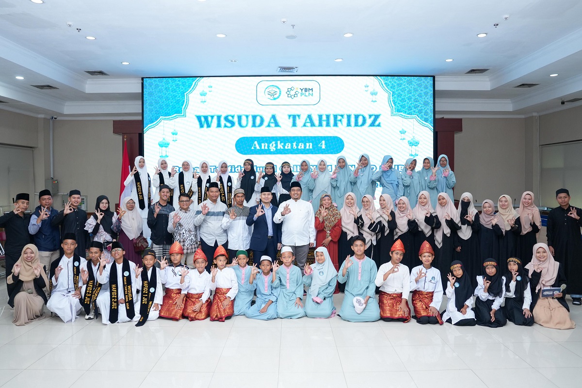 YBM PLN UID S2JB Dukung Generasi Qur’ani Lewat Wisuda Tahfidz Santri Nurul Qolbi ke-4
