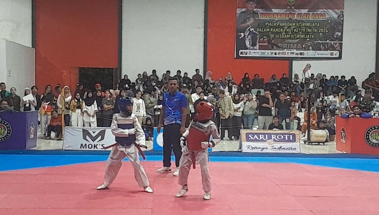 Atlet Muara Enim Raih Juara Kategori Kyorugi Cadet U-33 Putri Kejuaraan Taekwondo Piala Pangdam II Sriwijaya