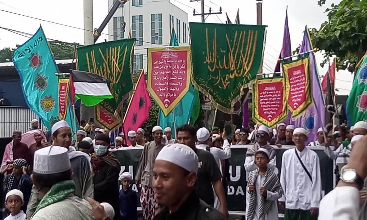 Antusiasme Tinggi Jema'ah Iringi Puncak Haul dan Ziarah Kubro Ulama dan Auliya’ Palembang Darussalam