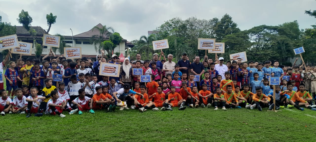 Susu Zee dan Mo.paza Dukung Turnamen Minisoccer PALTV, Dorong Semangat Anak Muda Berprestasi