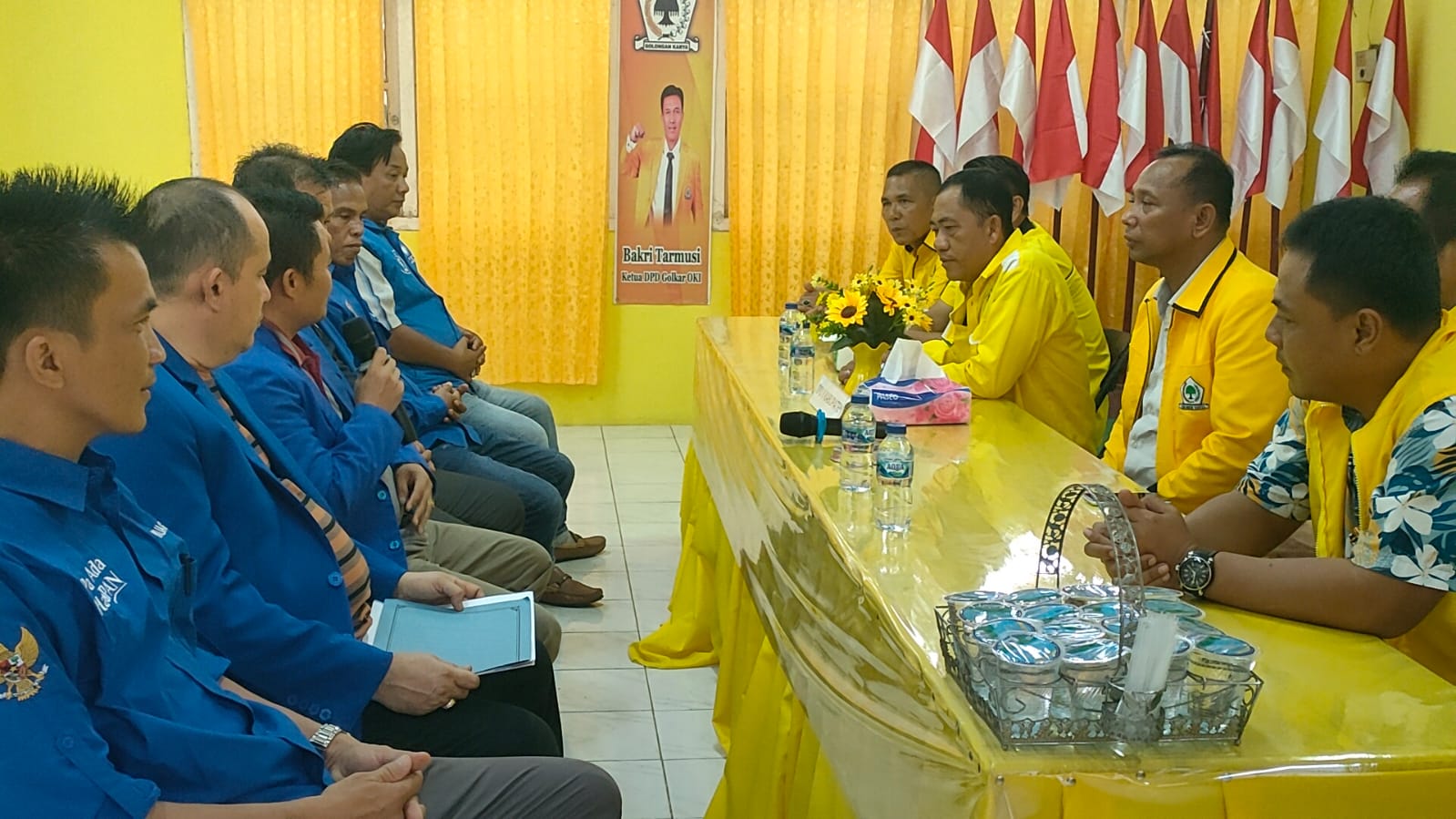 Wakil DPD PAN OKI Kembalikan Formulir Penjaringan Bacalon Bupati di Golkar