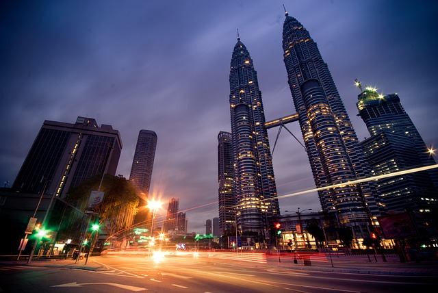 Keren! Inilah 3 Fakta Menarik Negara Malaysia dengan Menara Kembarnya