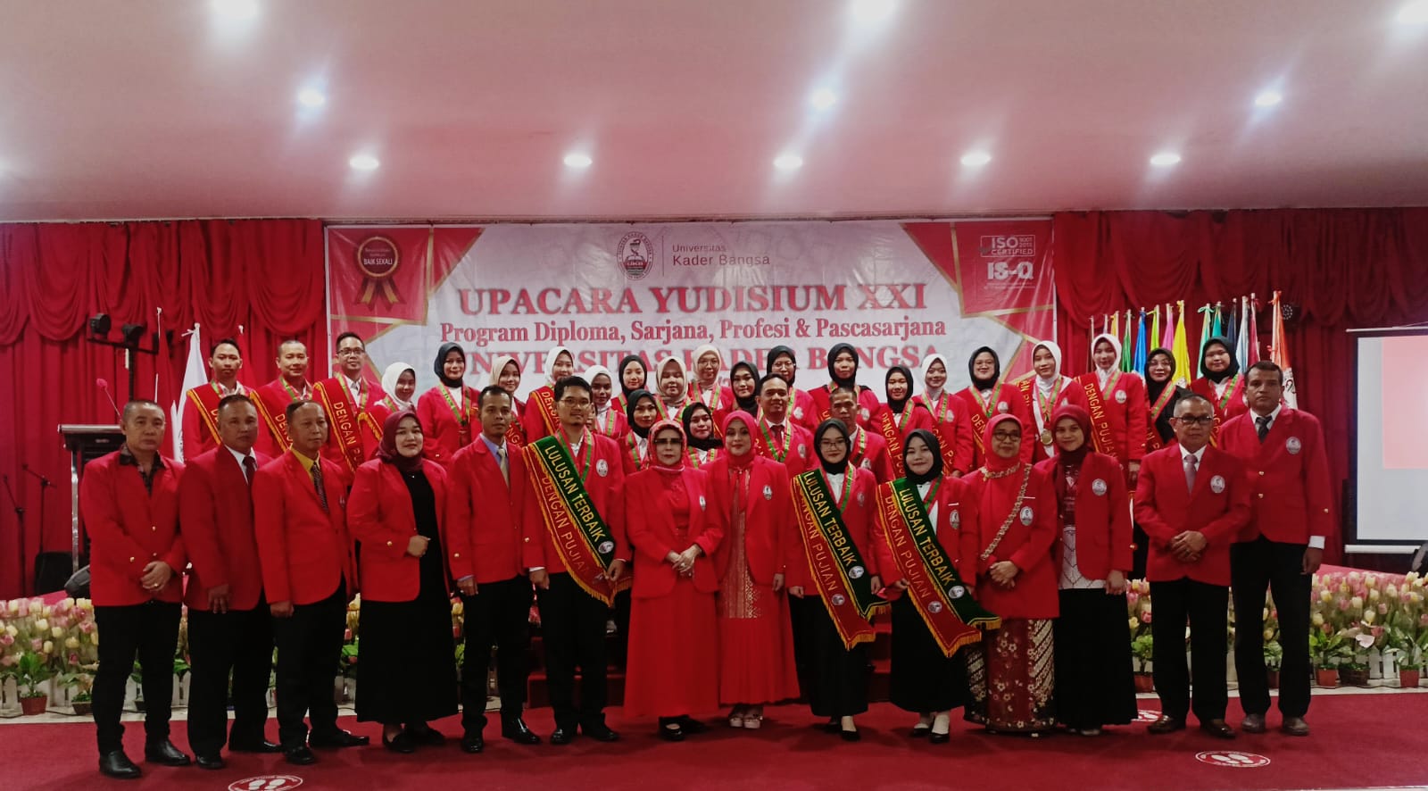 Universitas Kader Bangsa Meluluskan 618 Peserta Yudisium XXI 