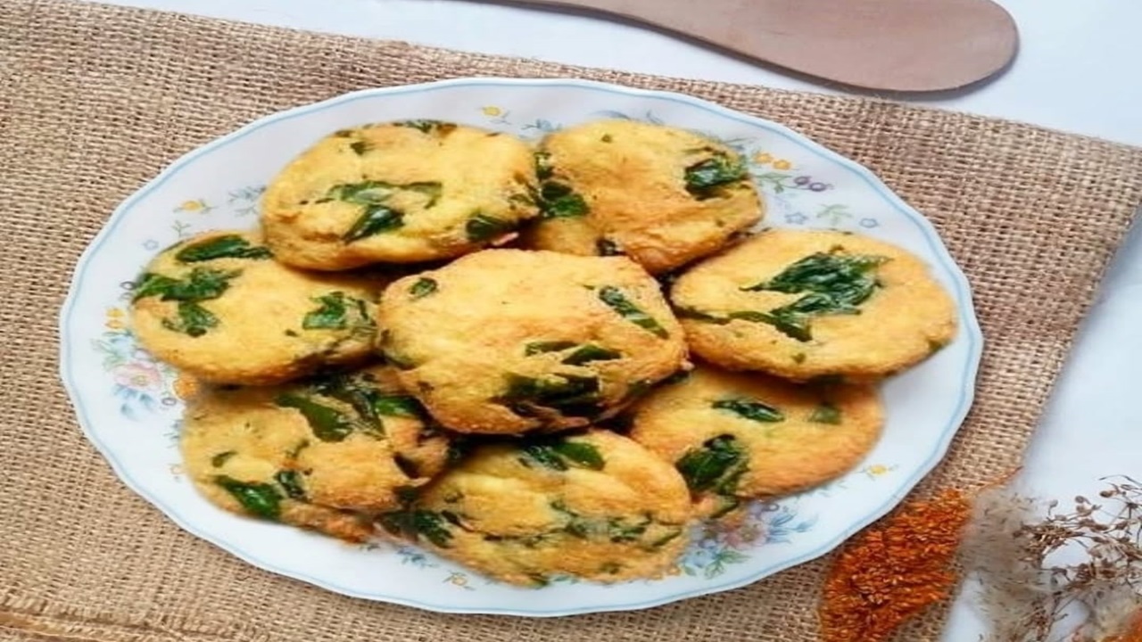 Trik Cerdas Agar Anak Mau Makan Sayur Sajikan Perkedel Bayam