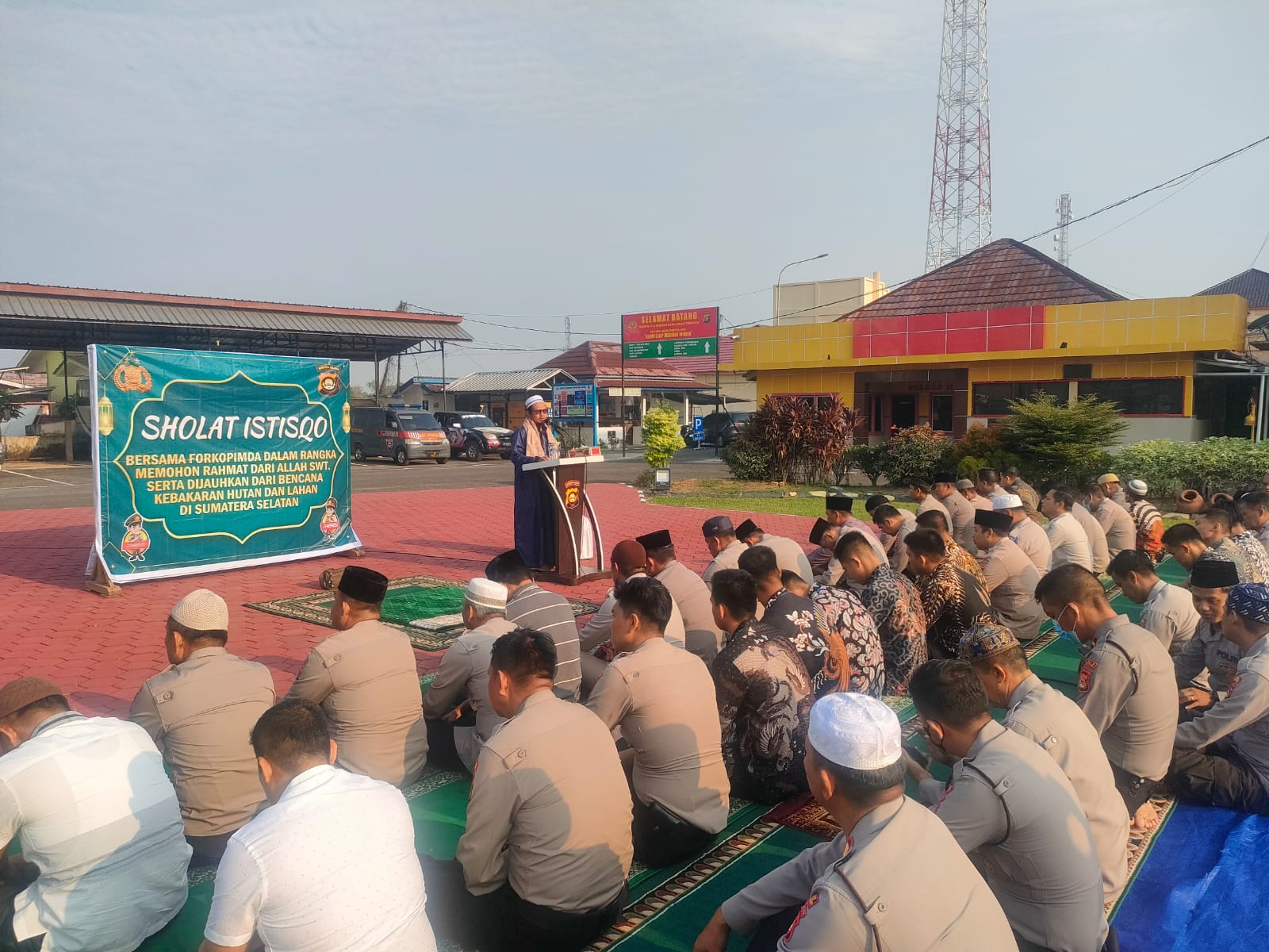 Polres Muba Mengadakan Sholat Istisqo untuk Memohon Hujan