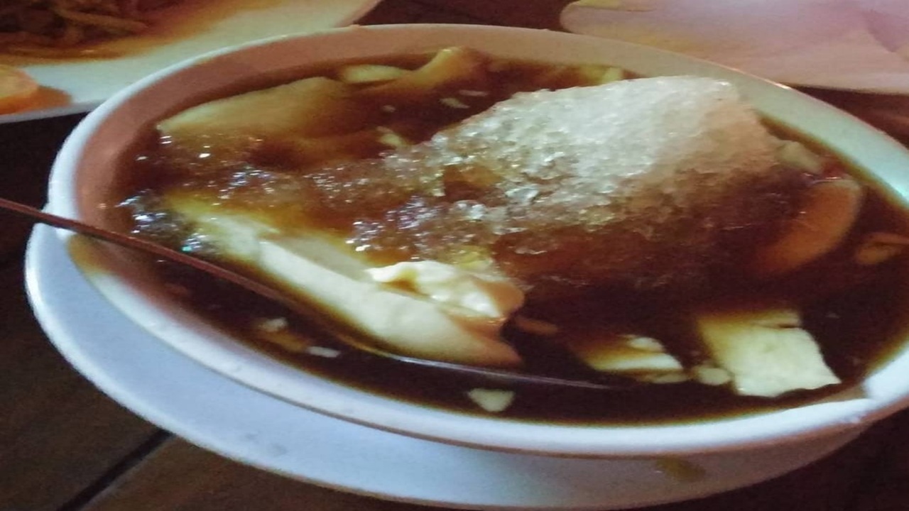 Es Kembang Tahu Palembang, Sentuhan Manis, Lembut dan Hangat yang Menyegarkan