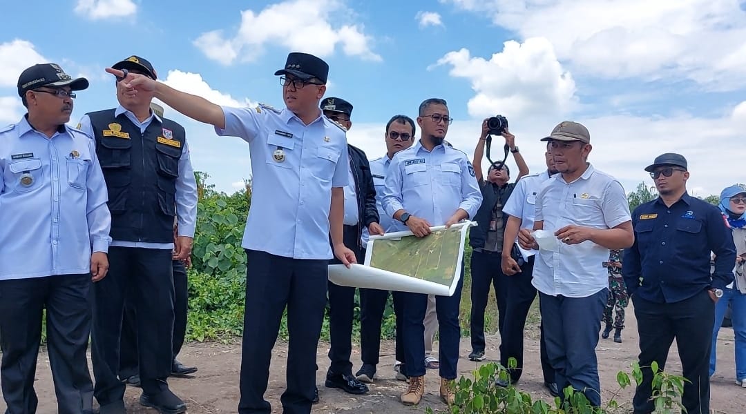 Pastikan Lahan Clear and Clean, Pj Bupati Banyuasin M Farid Tinjau Lokasi Bakal Pabrik CCO